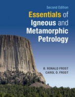 Essentials of Igneous and Metamorphic Petrology - ISBN 9781108482516