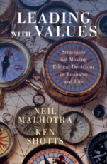 Leading With Values - ISBN 9781108841191