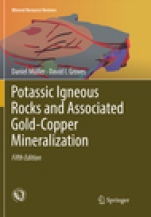 Potassic Igneous Rocks and Associated Gold-Copper Mineralization - ISBN 9783030065614