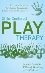 Child–Centered Play Therapy: A Practical Guide to Developing Therapeutic Relationships with Children - ISBN 9780470442234