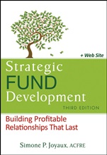 Strategic Fund Development: Building Profitable Relationships That Last + WebSite - ISBN 9780470888513