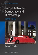 Europe between Democracy and Dictatorship: 1900 – 1945 - ISBN 9780631215110